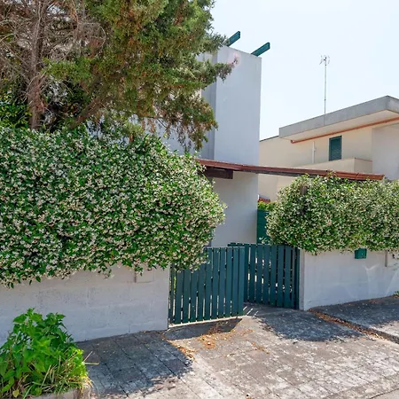 Guesthost - Salento Sun & Sea Apartment Torre dell'Orso