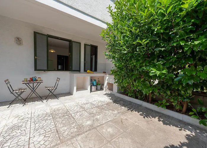 Guesthost - Salento Sun & Sea Apartment *